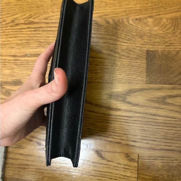 Yves Saint Laurent Black Quilted Leather Shoulder Bag - Picture 3 of 8